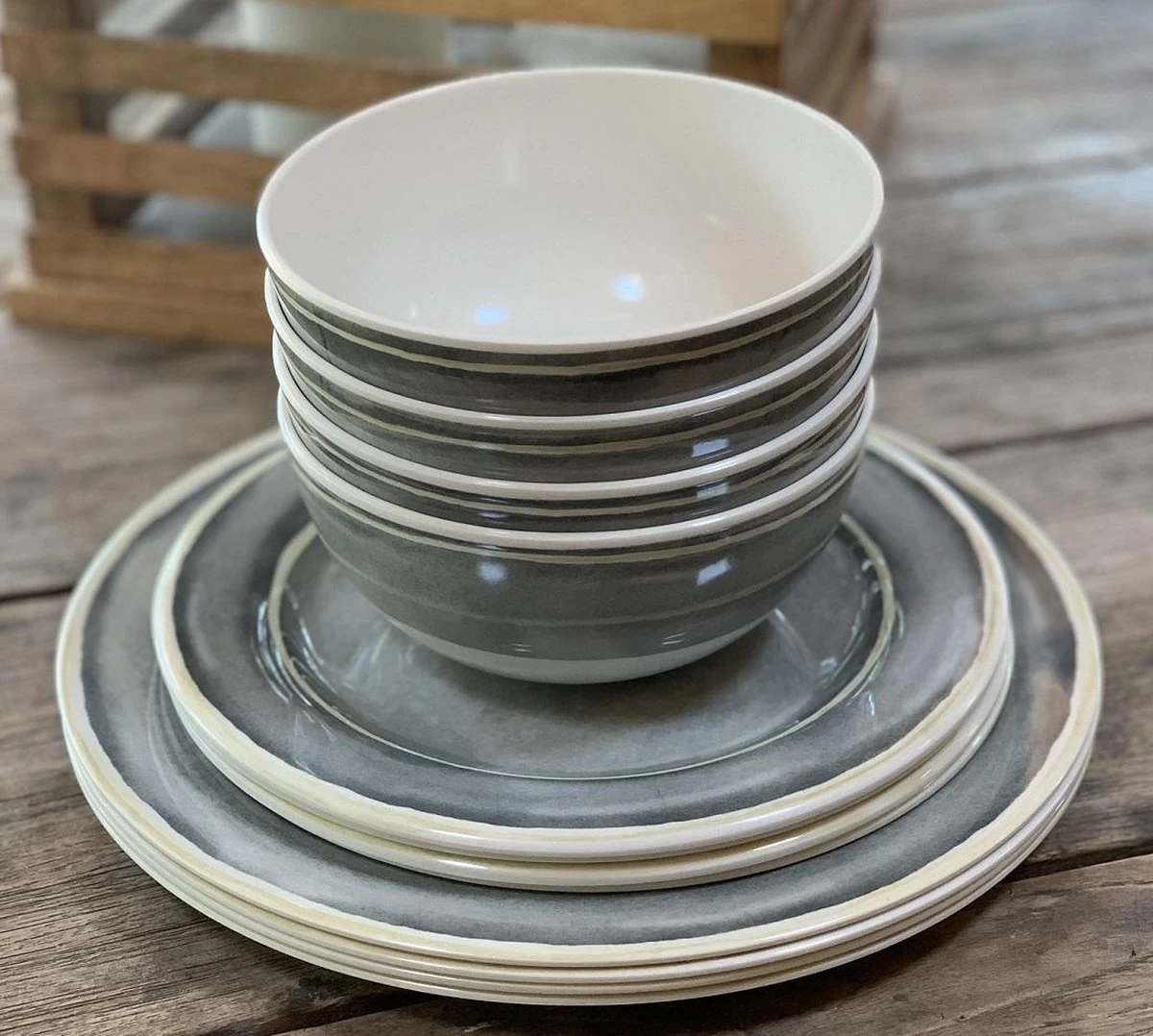 RJRQuality Camping Servies - 12 Delig – 100% Melamine Servies Set – Campingservies – Melamine Borden 4 RJRQuality Camping Servies - 12 Delig – 100% Melamine Servies Set – Campingservies – Melamine Borden - Afbeelding 4