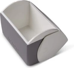Igloo Playmate Elite - Kleine Koelbox - 15,2 Liter - Grijs 17 Igloo Playmate Elite - Kleine Koelbox - 15,2 Liter - Grijs -Kampeeruitrusting 1200x1107 8