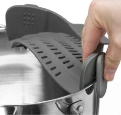 SensaHome- Siliconen Vergiet - Keuken Afgietdeksel - Afgiethulp - Siliconen - BPA Vrij - Grijs -Kampeeruitrusting 1200x1144 3