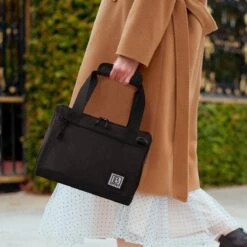 Brisby 4 Laags Geïsoleerde Koeltas - Lunchtas 10 Liter - Zwart -Kampeeruitrusting 1200x1200 1464