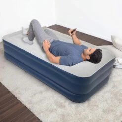 LifeGoods Luchtbed - 1 Persoons - Met Ingebouwde Pomp - Incl. Draagtas En Reparatiekit 16 LifeGoods Luchtbed - 1 Persoons - Met Ingebouwde Pomp - Incl. Draagtas En Reparatiekit -Kampeeruitrusting 1200x1200 271