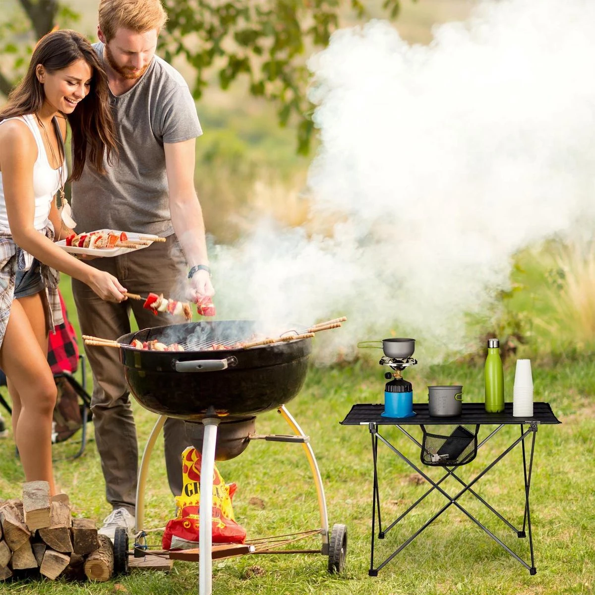 Relaxdays Campingtafel Inklapbaar - Kampeertafel - Klaptafel - Picknicktafel - Draagzak 2 Relaxdays Campingtafel Inklapbaar - Kampeertafel - Klaptafel - Picknicktafel - Draagzak - Afbeelding 2