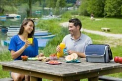 Campingaz Fold 'n Cool Koeltas - 10 Liter - Blauw/grijs 6 Campingaz Fold 'n Cool Koeltas - 10 Liter - Blauw/grijs -Kampeeruitrusting 1200x798 23