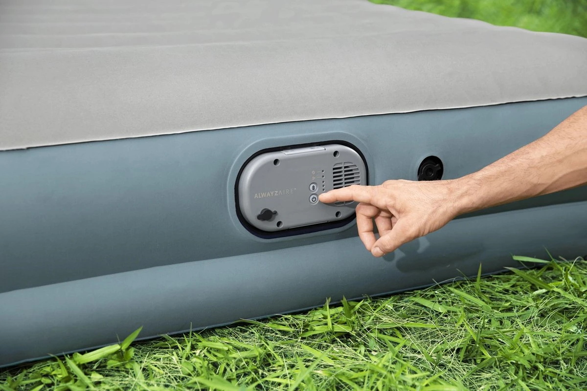 Bestway Luchtbed - 2 Personen - PVC/Polyester - Ingebouwde Oplaadbare Pomp - Fortech™ Materiaal - I-Beam Constructie - Ingebouwd Kussen 8 Bestway Luchtbed - 2 Personen - PVC/Polyester - Ingebouwde Oplaadbare Pomp - Fortech™ Materiaal - I-Beam Constructie - Ingebouwd Kussen - Afbeelding 8