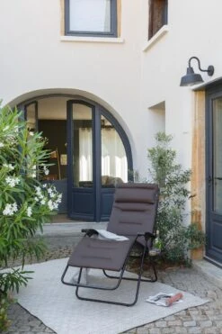 Lafuma RSX Clip Air Comfort - Relaxstoel - Verstelbaar - Inklapbaar- Zero Gravity - Taupe -Kampeeruitrusting 800x1200 25