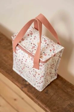 Little Dutch - Koeltas - Flowers & Butterflies -Kampeeruitrusting 800x1200 34